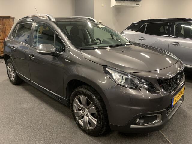 Peugeot 2008 1.2 PureTech Style NAVIGATIE-AIRCO-PARKEERSENSOREN-LICHT METALEN VELGEN