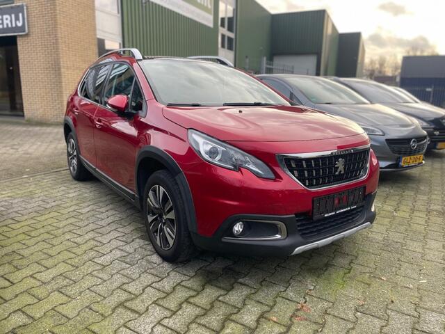 Peugeot 2008 1.2 PURETECH ALLURE