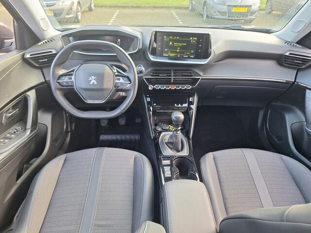 Peugeot 2008 1.2 PureTech Allure Pack 131pk TREKHAAK