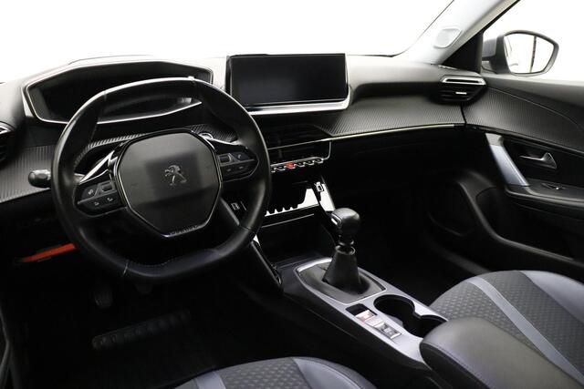 Peugeot 2008 1.2 PureTech Allure 130 PK | Handgeschakeld | Navigatie | Cruise Control | Camera | Start/stop | Cruise Control | 1e eigenaar | Dealer onderhouden