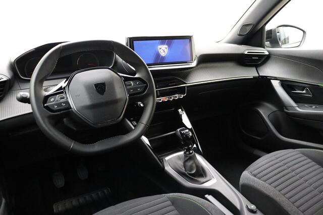 Peugeot 2008 1.2 PureTech 100 Active | Achteruitrijcamera | Parkeersensoren achter | Navigatie | Cruise control | Apple carplay / android auto | Regensensor