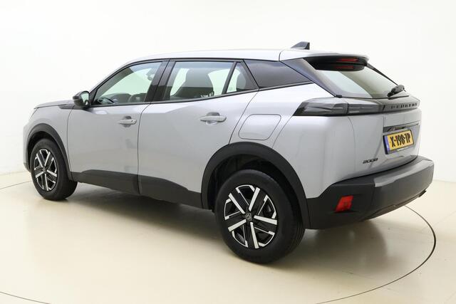 Peugeot 2008 1.2 PureTech 100 Active | Navigatie | Climate control | Camera | Cruise control | Hoge instap | LED Verlichting