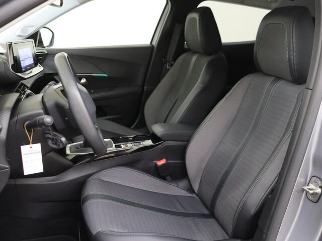 Peugeot 2008 1.2 100PK Allure Pack | Climate control | Parkeerhulp | Luxe Uitvoering |