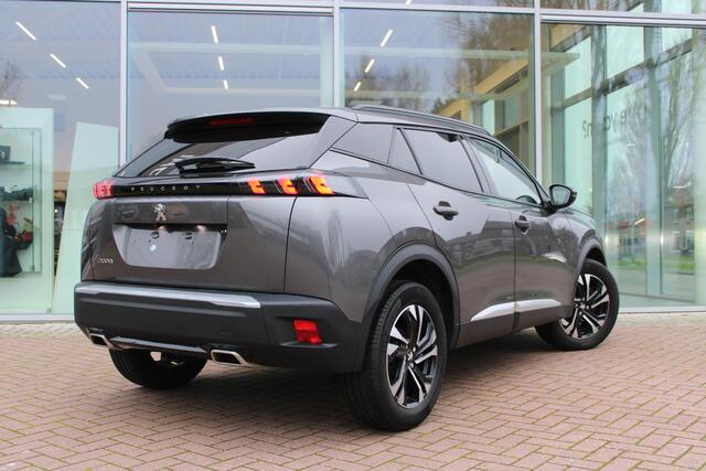Peugeot 2008 1.2 PureTech Allure Pack Parkeersensoren en camera - Carplay - Stoelverwarming