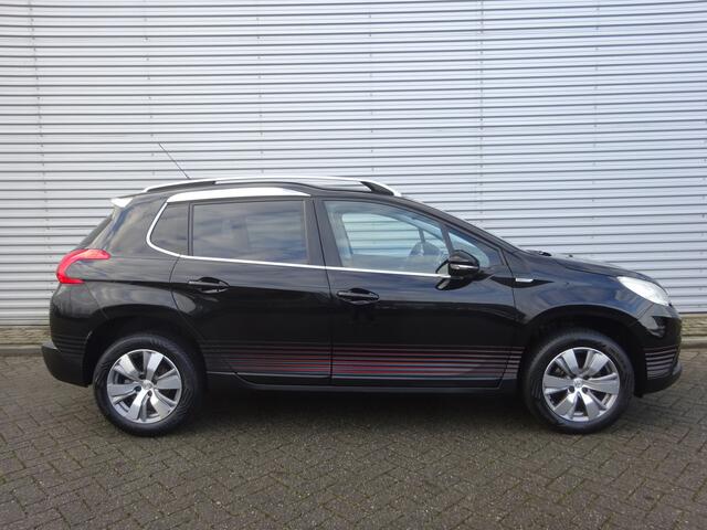 Peugeot 2008 1.2 PureTech Urban Cross Airco / Navi / Cruise / Parkeers. / NAP