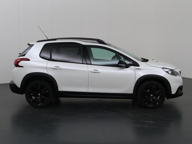 Peugeot 2008 1.2 PureTech GT-line | Panoramadak | Navigatie | Parkeercamera | Climate Control | Cruise Control |