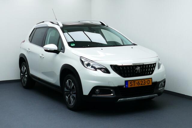 Peugeot 2008 1.2 110pk Allure. Panodak, Navi, Camera, Clima, Cruise, Half Leer, 16"LMV