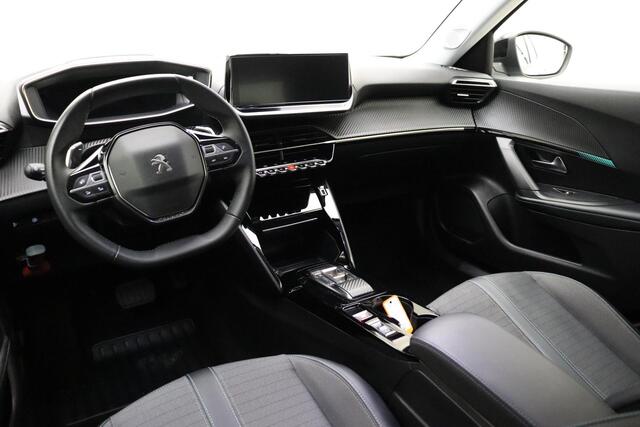 Peugeot 2008 1.2T Automaat Allure Pack | Navigatie | Achteruitrijcamera | Keyless Start | LED | Parkeerensoren | Climate Control