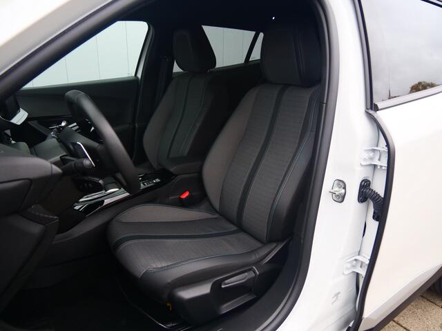 Peugeot 2008 1.2 PureTech 130 Pk Automaat Navi / DAB / Apple Carplay