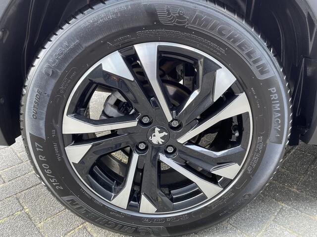 Peugeot 2008 130pk Allure Pack (Camera - Navigatie via APP - i-cockpit - Automatische Airco - Parkeersensoren V+A)
