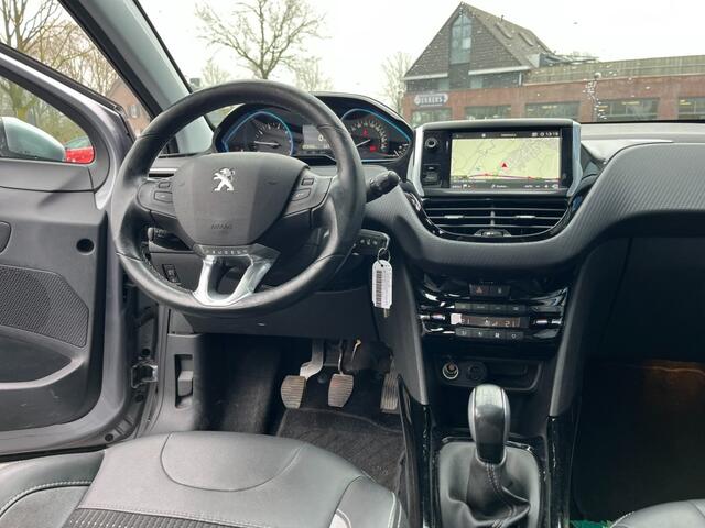 Peugeot 2008 1.2 110pk Panodak Navi Carplay Camera Airco(ECC)