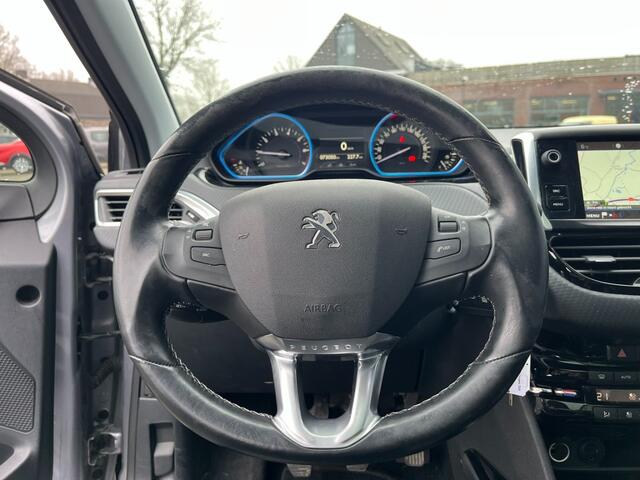 Peugeot 2008 1.2 110pk Panodak Navi Carplay Camera Airco(ECC)