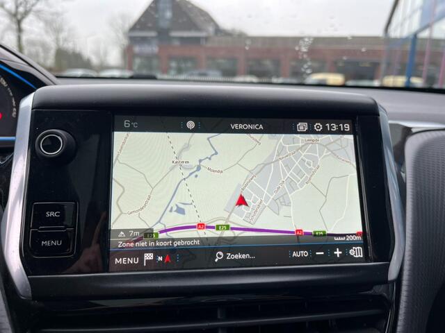 Peugeot 2008 1.2 110pk Panodak Navi Carplay Camera Airco(ECC)