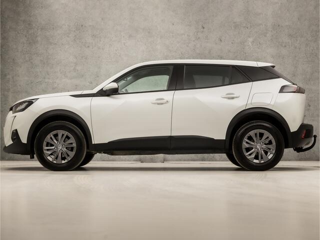 Peugeot 2008 1.2 PureTech Sport Automaat (APPLE CARPLAY, NAVIGATIE, STOELVERWARMING, 360 CAMERA, LED KOPLAMPEN, SPORTSTOELEN, DAB+, LANE ASSIST, NIEUWE APK, NIEUWSTAAT)