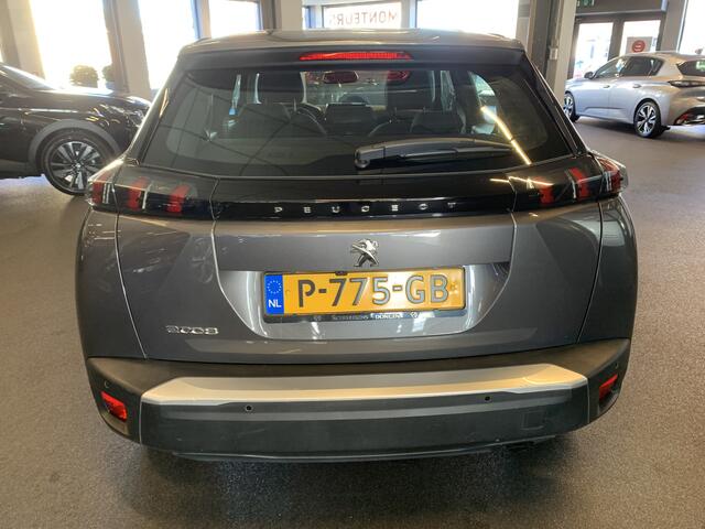Peugeot 2008 1.2 PureTech Active Pack NAVIGATIE-CLIMATE CONTROL-ACHTERUITRIJCAMERA