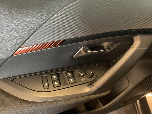 Peugeot 2008 1.2 PureTech Active Pack NAVIGATIE-CLIMATE CONTROL-ACHTERUITRIJCAMERA