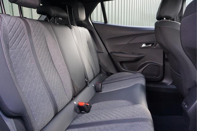Peugeot 2008 1.2 PureTech 130pk Allure Automaat + Carplay/ Cruise/ Airco/ Nieuwstaat/ Garantie!