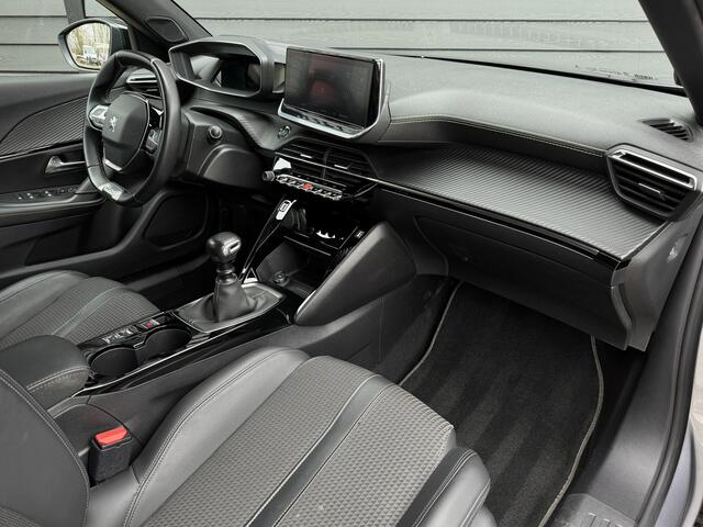 Peugeot 2008 1.2 130 pk GT Distributie vv, Carplay, Camera