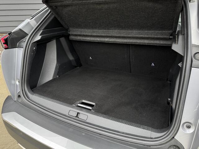 Peugeot 2008 1.2 130 pk GT Distributie vv, Carplay, Camera