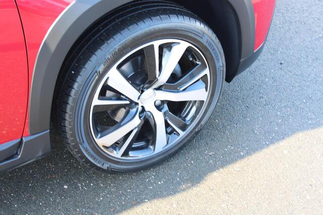 Peugeot 2008 1.2 PureTech GT-line Navigatie / Camera / Trekhaak