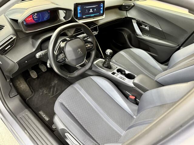 Peugeot 2008 1.2 PureTech Allure, 130Pk, 2020, Nieuwe distributieriem, Apple carplay, Navigatie, 1ste eigenaar, Cruise control, Climate control, Achteruitrijcamera, LED koplampen, Getinte ruiten,