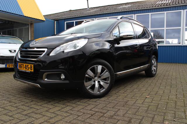 Peugeot 2008 1.2i "Allure" Navi - Cruise - Panoramadak !!! 110 Pk