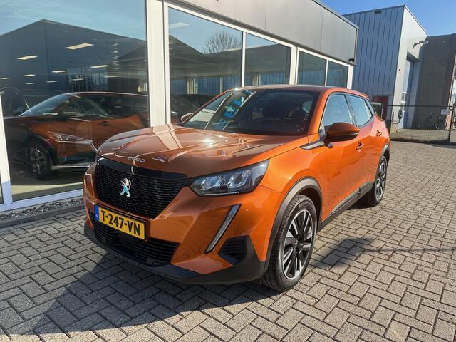 Peugeot 2008 1.2 PureTech Allure 130 PK | Metallic | App connect