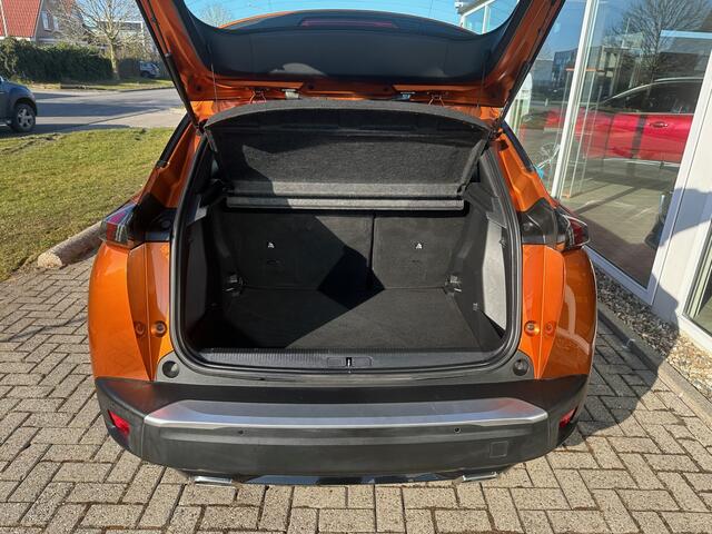 Peugeot 2008 1.2 PureTech Allure 130 PK | Metallic | App connect