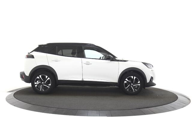 Peugeot 2008 1.2 PureTech GT-Line Cruise control adaptief / Trekhaak met afneembare kogel / Navigatiesysteem