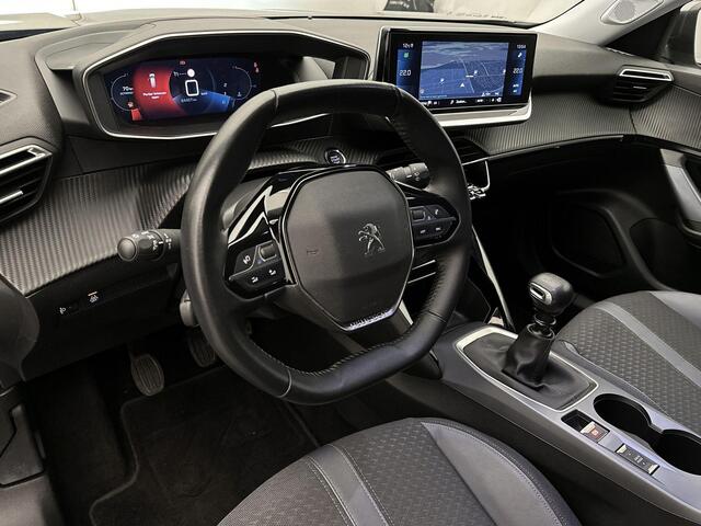 Peugeot 2008 100pk Allure | 1ste eigenaar | Navigatie | Camera | LED | Keyless | Privacy Glass