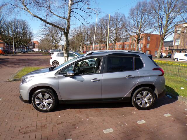 Peugeot 2008 1.2 PureTech Allure NAVI TELEFOON CRUISECONTROL TREKHAAK......