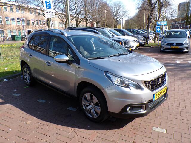 Peugeot 2008 1.2 PureTech Allure NAVI TELEFOON CRUISECONTROL TREKHAAK......