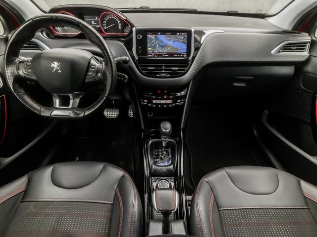 Peugeot 2008 1.2 PureTech Sport Automaat (APPLE CARPLAY, NAVIGATIE, CLIMATE, GETINT GLAS, LEDER, XENON, SPORTSTOELEN, CRUISE, PARKEERSENSOREN, NIEUWE APK, NIEUWSTAAT)