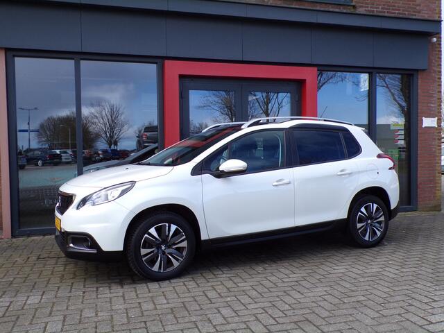 Peugeot 2008 1.2 PureTech Blue Lion Panorama Parelmoer Trekhaak NAP!