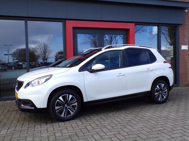 Peugeot 2008 1.2 PureTech Blue Lion Panorama Parelmoer Trekhaak NAP!