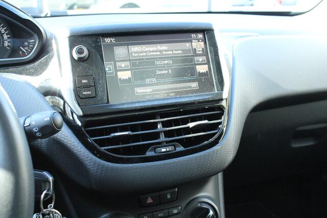 Peugeot 2008 1.2 PureTech Blue Lion airco cruise parkeersensoren