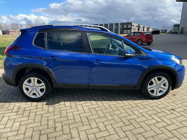 Peugeot 2008 1.2 PureT. Signature
