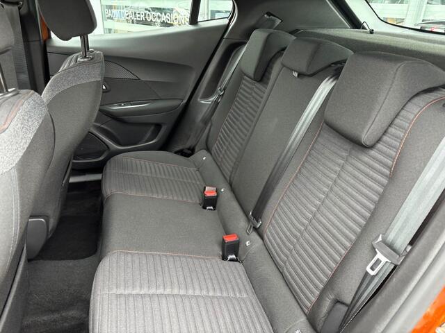 Peugeot 2008 1.2 PT ALLURE PACK 130PK AUTOMAAT NAVI PDC-CAMERA LMV