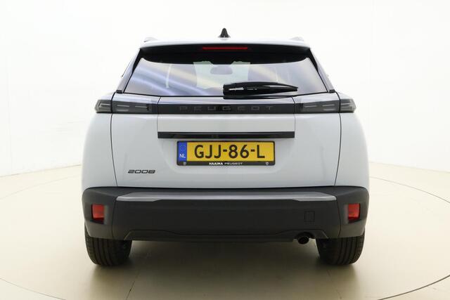 Peugeot 2008 1.2 PureTech 100 Allure | NIEUW | Uit voorraad leverbaar! | Navigatie | Camera | Full LED | 17'' LM Velgen | Draadloze telefoonlader