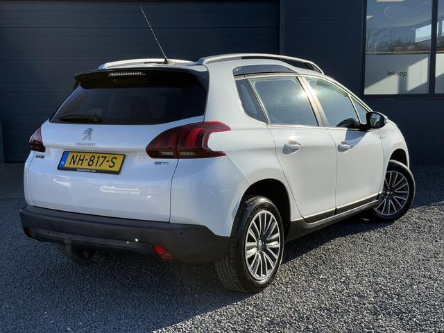 Peugeot 2008 1.2 PureTech Blue Lion Pano,Navi,Trekhaak,110pk,Airco,Cruise,Pdc,Lmv,Apk tot 08-2025