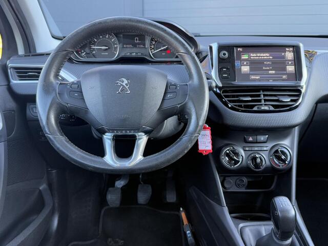 Peugeot 2008 1.2 PureTech Blue Lion Pano,Navi,Trekhaak,110pk,Airco,Cruise,Pdc,Lmv,Apk tot 08-2025