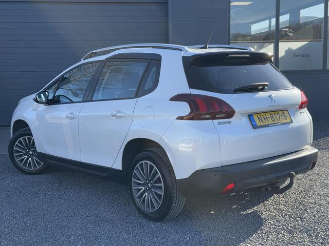 Peugeot 2008 1.2 PureTech Blue Lion Pano,Navi,Trekhaak,110pk,Airco,Cruise,Pdc,Lmv,Apk tot 08-2025