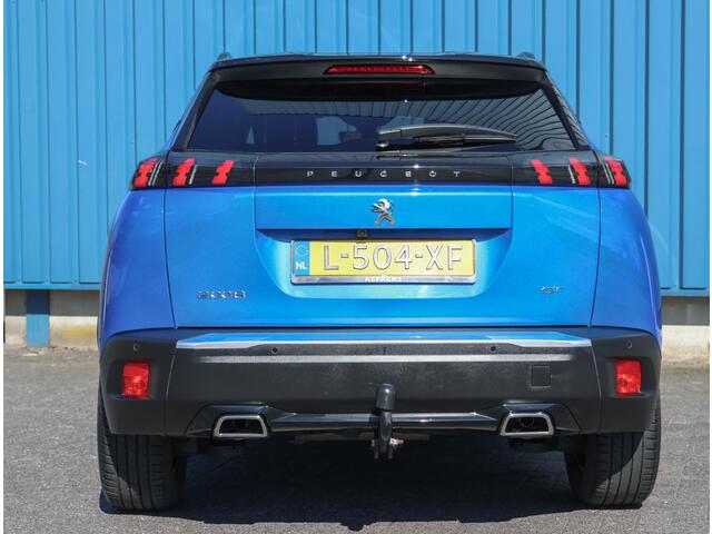 Peugeot 2008 1.2 130PK GT | AUTOMAAT | Winterpakket | Achteruitrijcamera | Trekhaak | Stoelverwarming | Apple Carplay/Android Auto | 18" LMV |