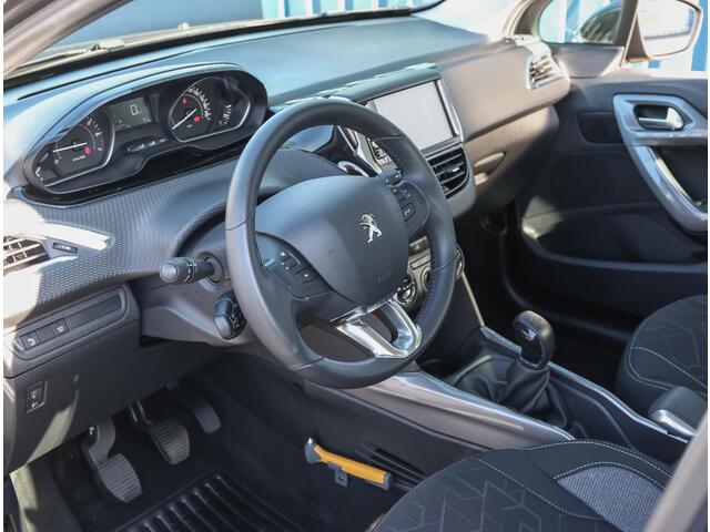 Peugeot 2008 110pk Blue Lion | 1ste Eigenaar | Airco | Navigatie | PDC | Cruise Controle | Trekhaak | GOED onderhouden |