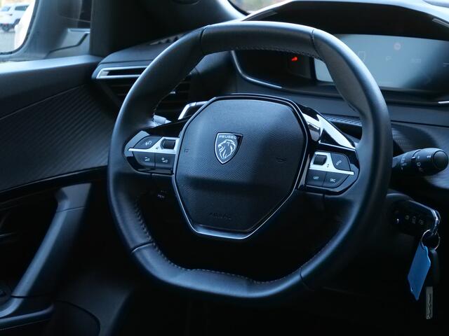 Peugeot 2008 1.2 PureTech 130pk Allure Automaat LED / Cruise Control / Navigatie / Apple Carplay