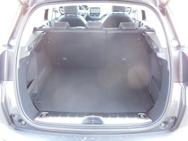 Peugeot 2008 1.2 PureTech Allure staat in Hoogeveen