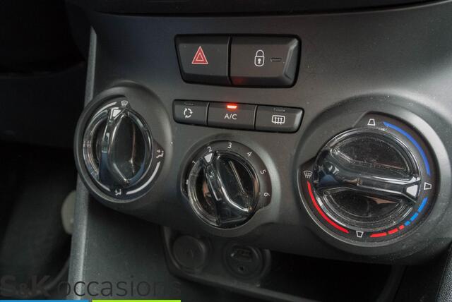 Peugeot 2008 1.2 PureTech Blue Lion NAVI