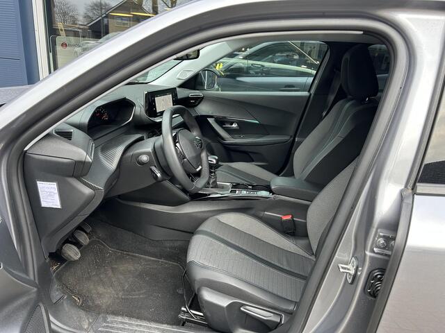 Peugeot 2008 1.2 Turbo 100PK Allure | Navigatie | LED Verlichting | Half Lederen Bekleding | Climate Control | Cruise Control | 17 Inch Lichtmetalen Velgen.