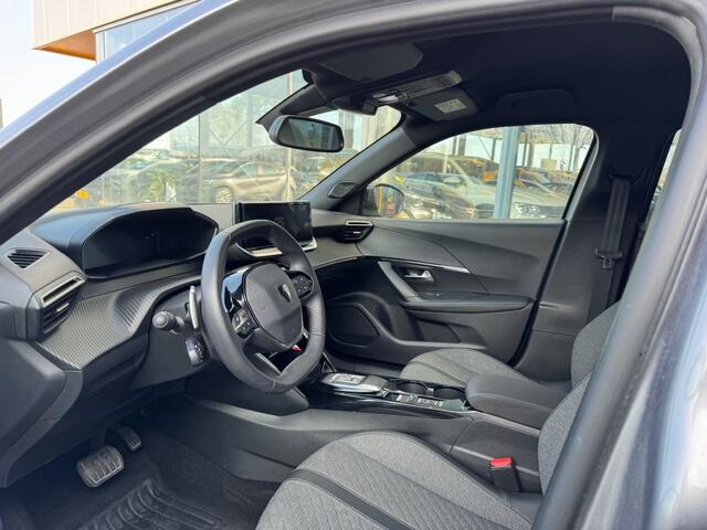 Peugeot 2008 1.2 PureTech 130 Allure - camera - navi