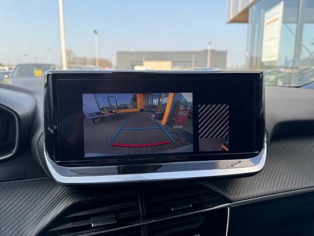 Peugeot 2008 1.2 PureTech 130 Allure - camera - navi